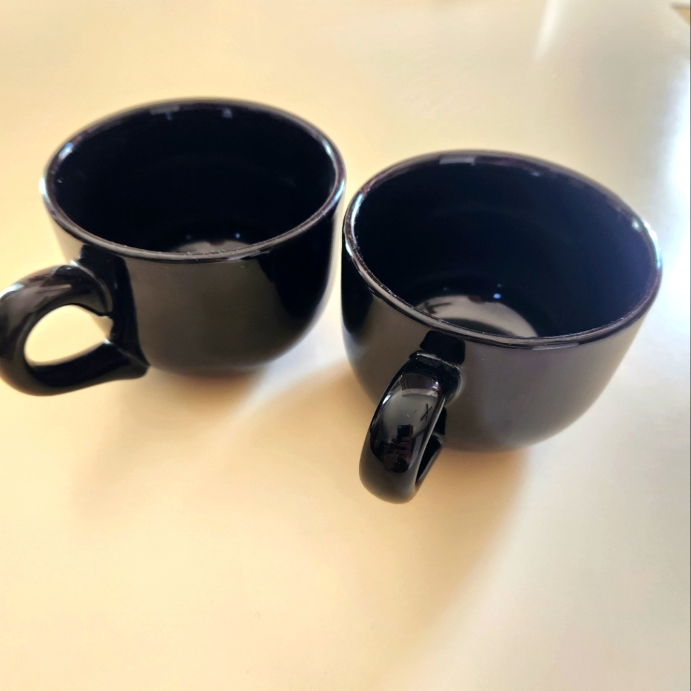 2 Oversized Coffee Mugs